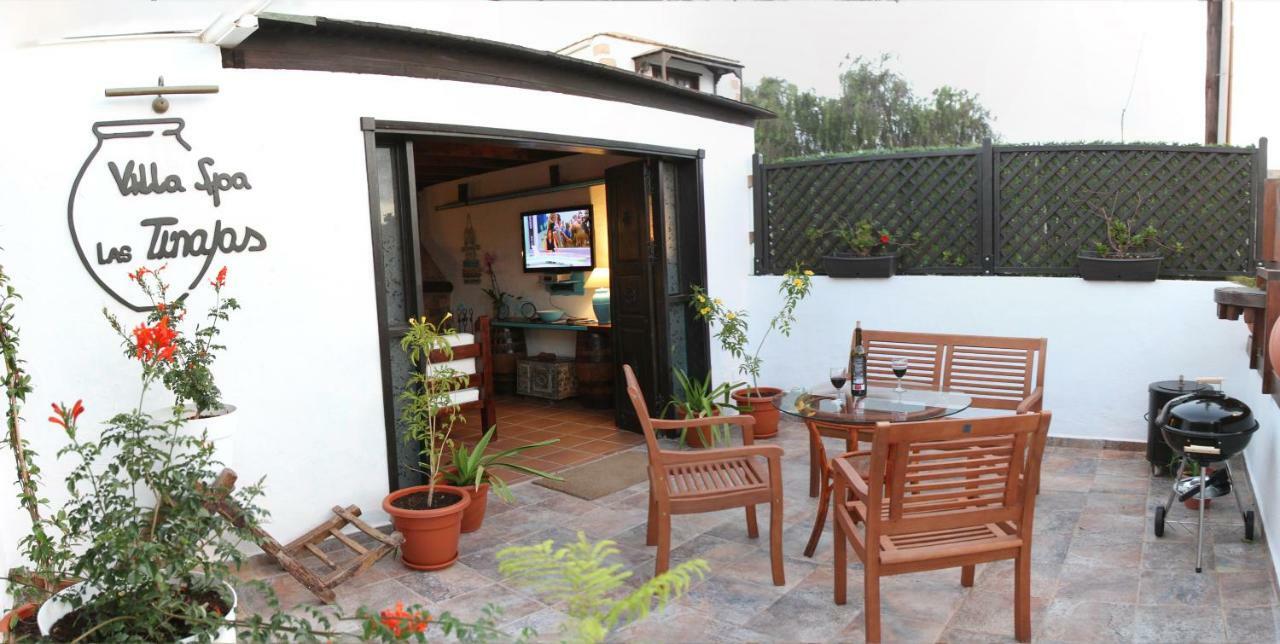 Villa Spa Las Tinajas Triquivijate Bagian luar foto